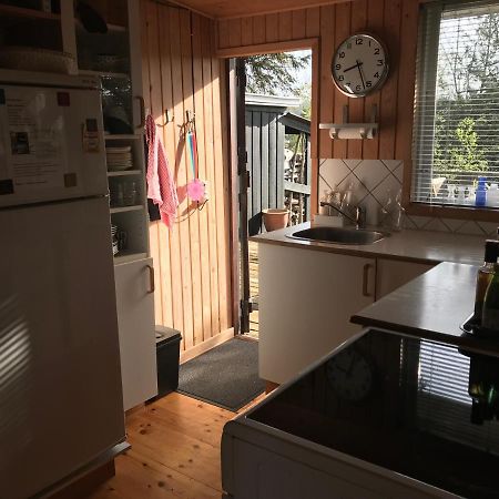 Hyggeligt Sommerhus I Ebeltoft, Taet Pa Strand Og Skov. Екстер'єр фото